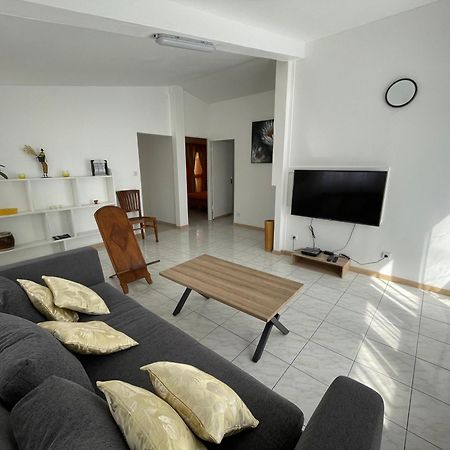 Casa Valencia, Proche De Toutes Commodites Saint Pierre Ngoại thất bức ảnh